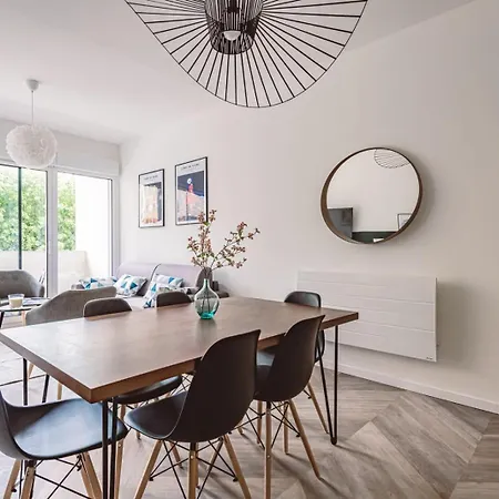 Daire Henri Au Pied De La Cathedrale. *